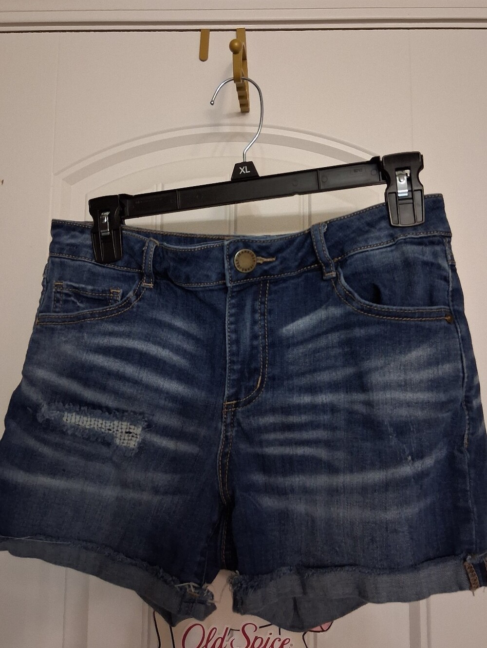 Jolt Distressed Denim Shorts in Dark Blue Wash